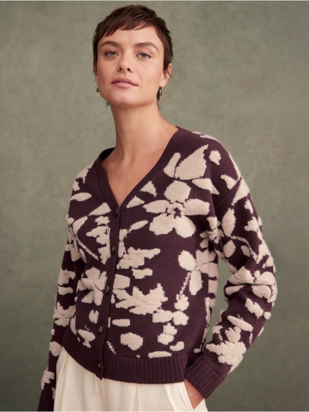 Garnet Hill Plum Iris V-Neck Button Cardigan 100% CASHMERE size S